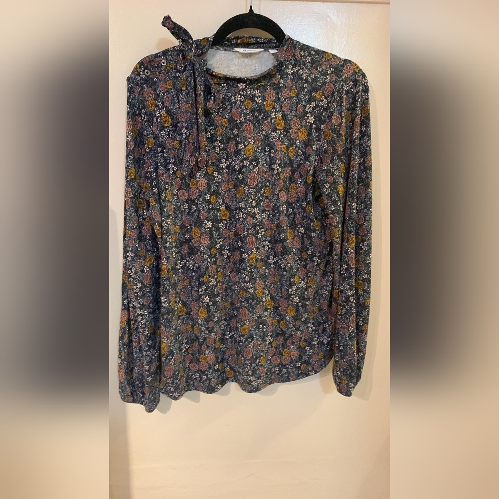 Reitmans floral top